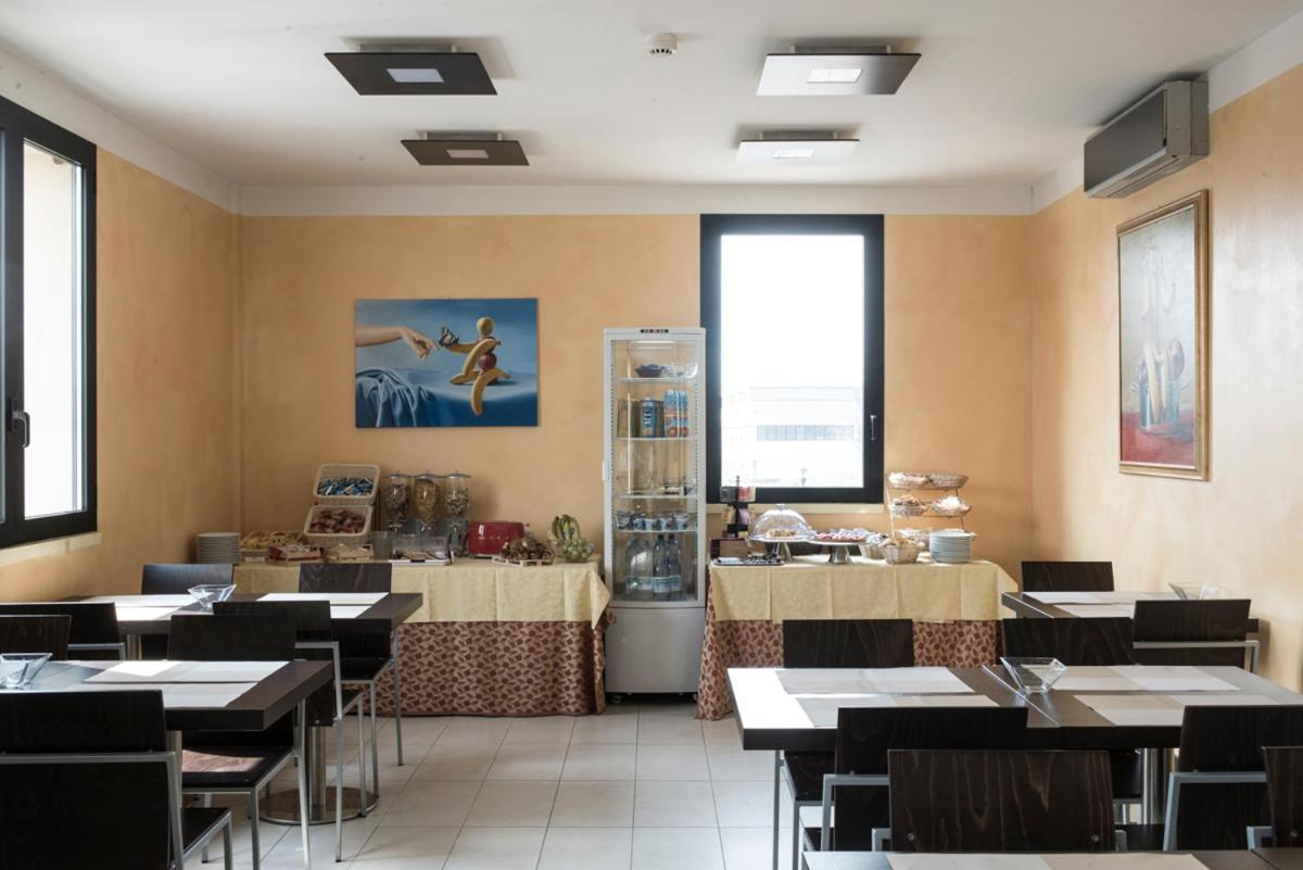 Hotel Corte Business Cavriago Exterior photo