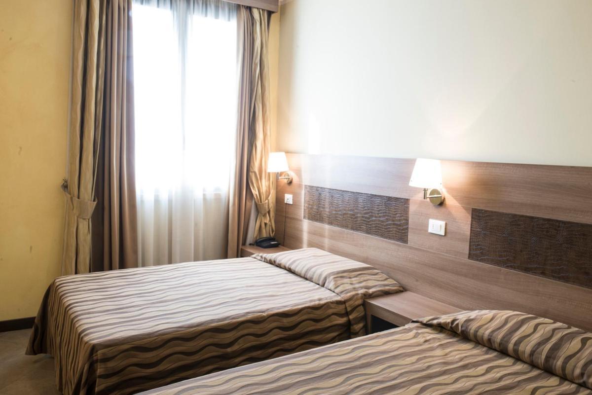 Hotel Corte Business Cavriago Exterior photo