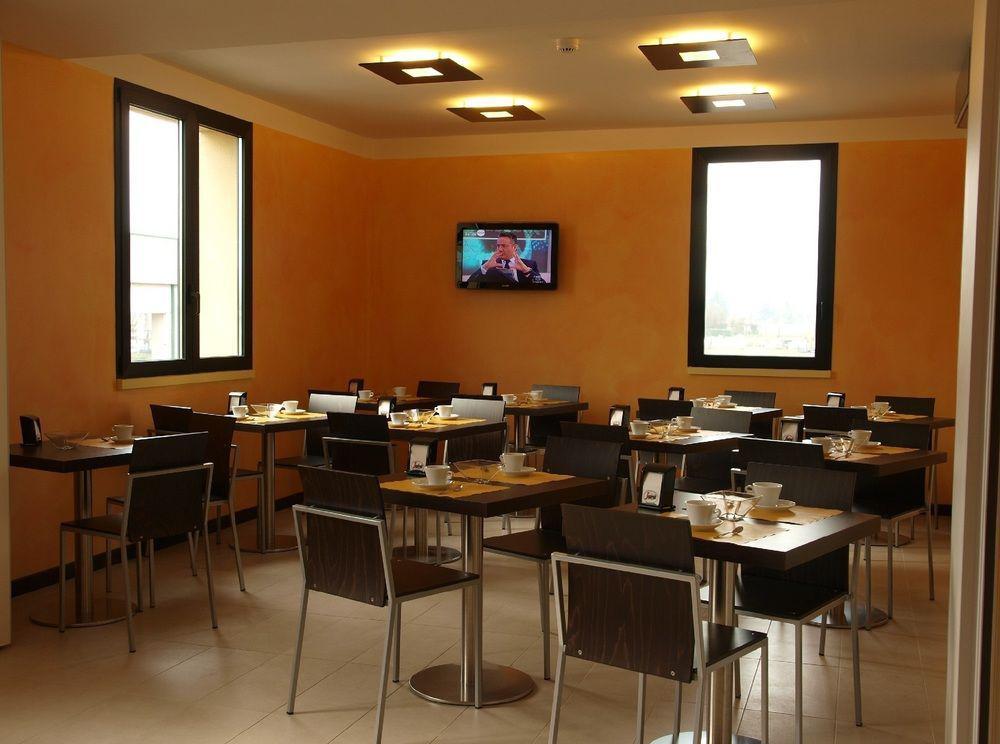 Hotel Corte Business Cavriago Exterior photo