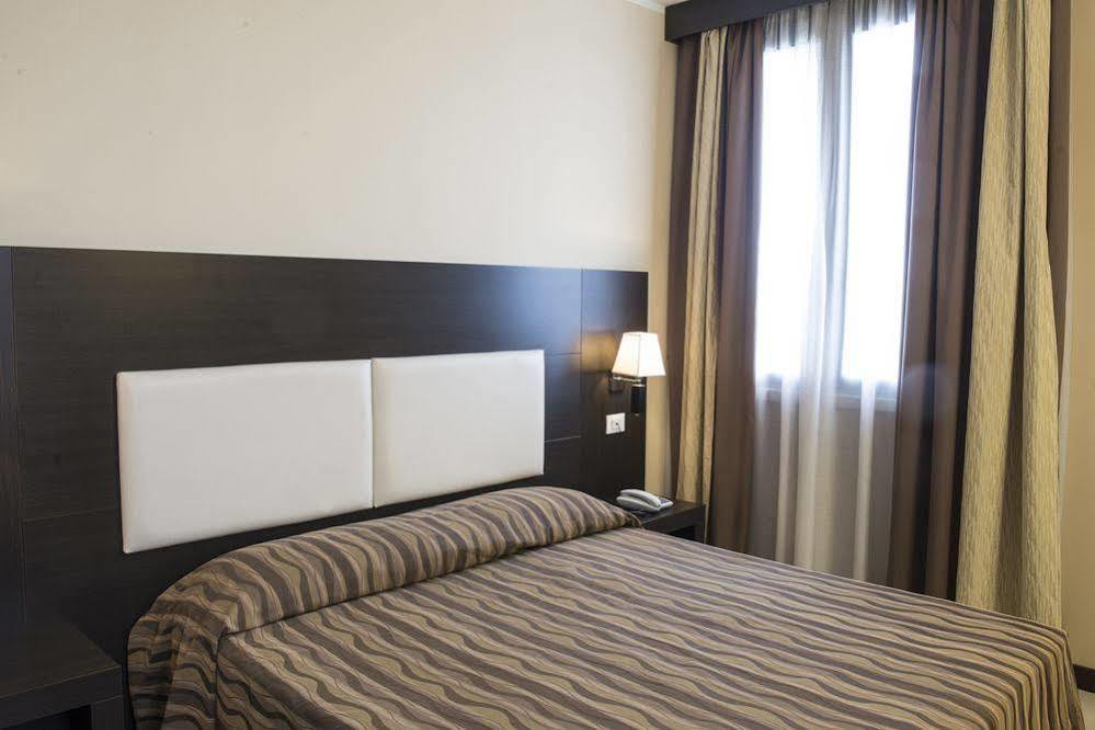 Hotel Corte Business Cavriago Exterior photo